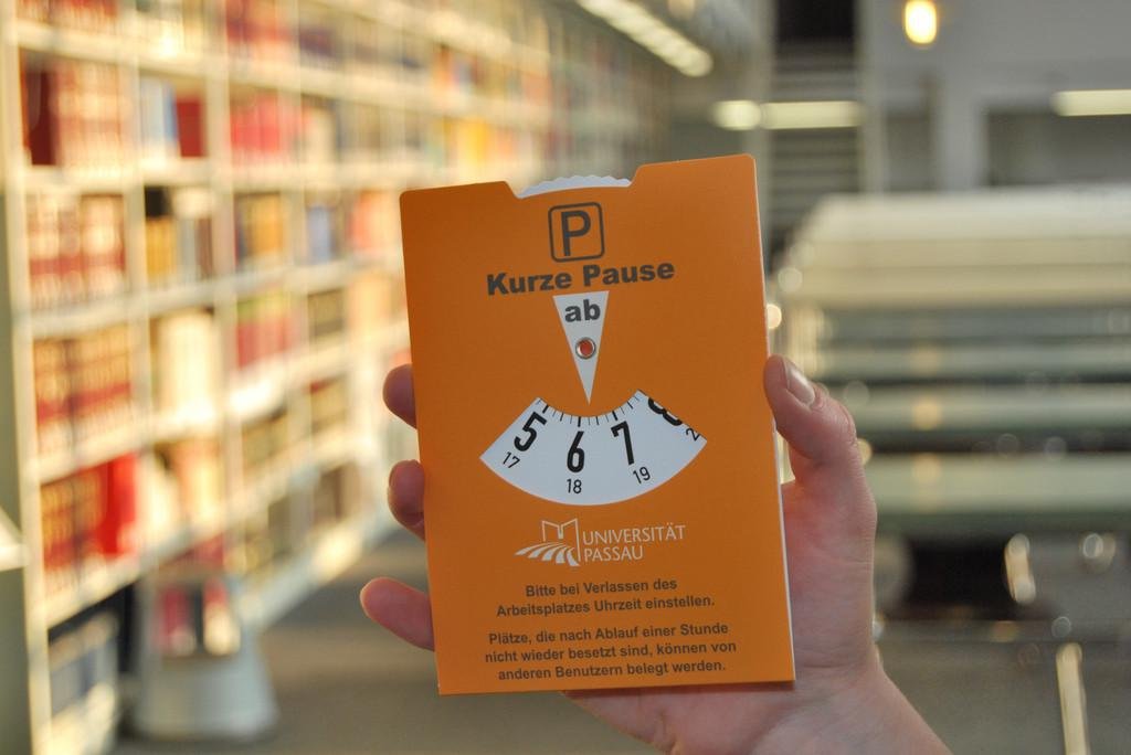 [Translate to Englisch:] Pausenscheibe für die Platzreservierung im Lesesaal