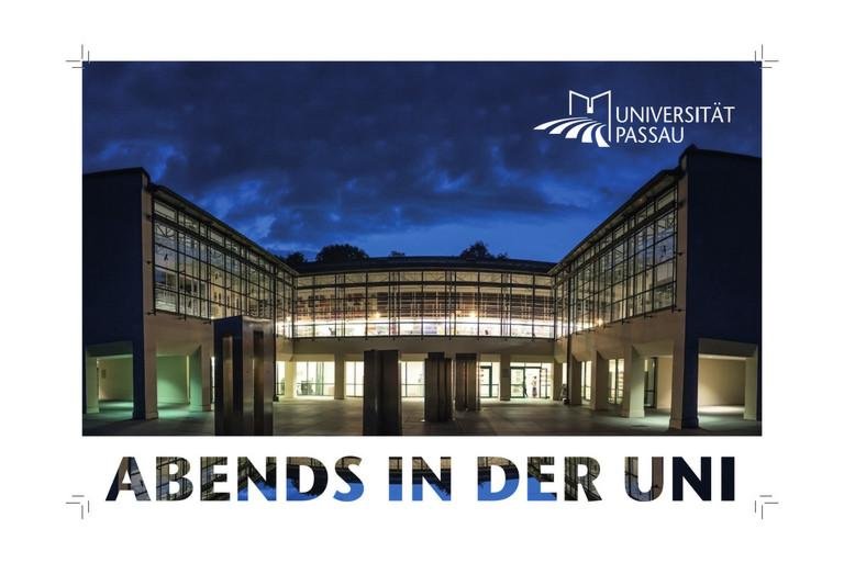 Die Universitätsbibliothek Passau bei Nacht