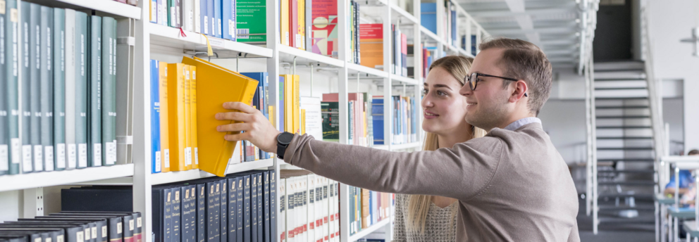 Studenten im Lesesaal